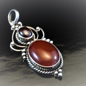 VTG Silver Chalcedony & Garnet Pendant